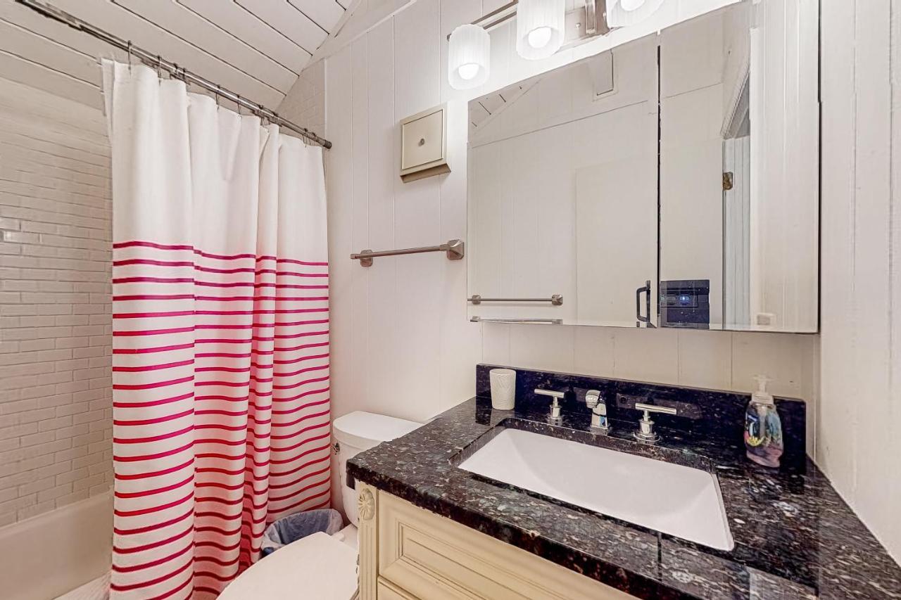 Bethany West --- 700 South Center Ct Бетани-Бич Экстерьер фото